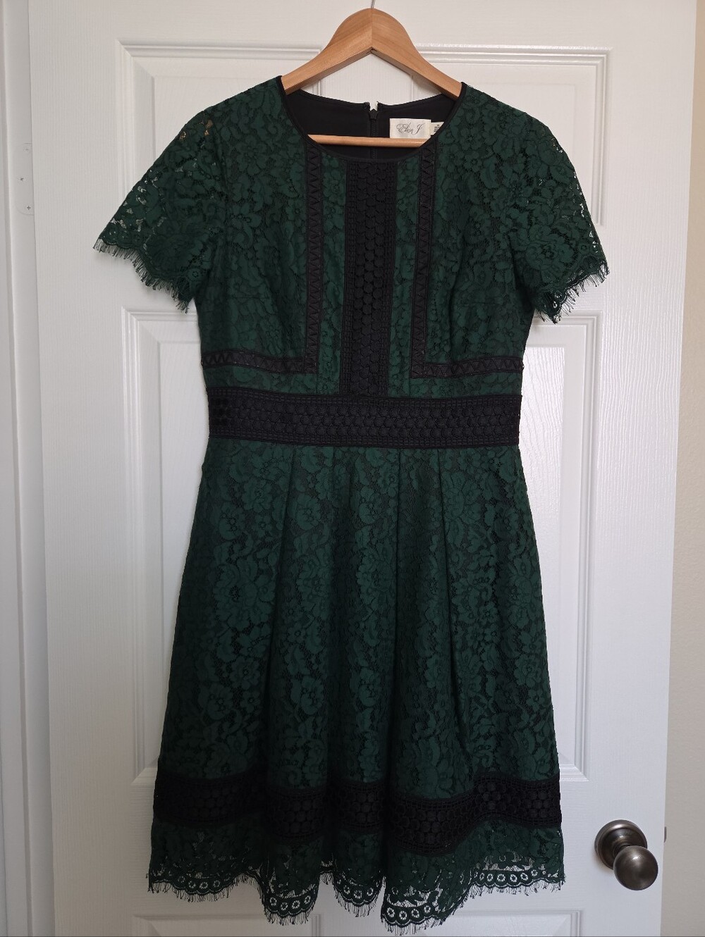 Eliza j Green/ Black Lace Cicktail Dress Pockets